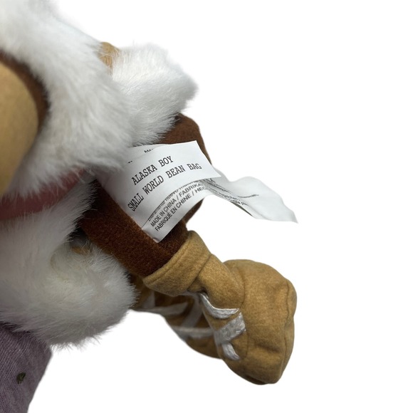 Vintage Disney Store Plush Mini Bean Bag Eskimo Boy It's A Small World 8" NEW - Picture 5 of 6